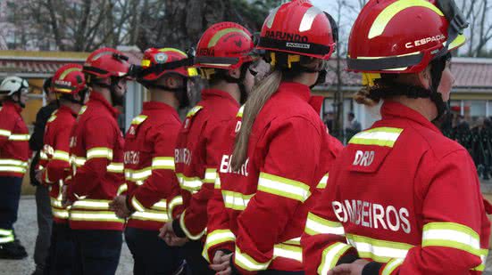 Divulgação /  Liga dos Bombeiros Portugueses