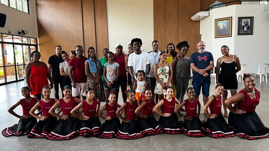 Aula pública na Cidade da Luz - Dança Criança - Divulgação