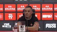 Técnico destacou evolução da equipe, mas reclamou da arbitragem do jogo - Reprodução/ VITÓRIA