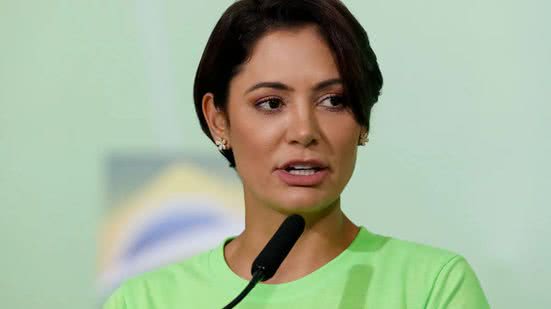 Imagem Michelle Bolsonaro avalia tomar decisão radical sobre disputa na eleição