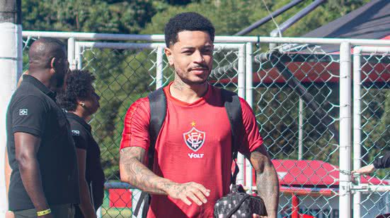 Os jogadores do Vasco devolveram a provocação feita pelo meia Matheuzinho, do Vitória, após a classificação cruzmaltina para a semifinal da Copa do Brasil - Reprodução/ VITÓRIA