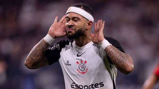 Atacante do Corinthians foi denunciado pelo clube argentino à Conmebol e pode ficar fora do jogo de volta da Libertadores - Reprodução/ Corinthians