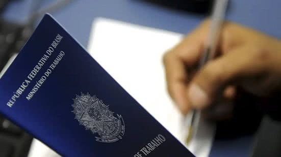 Salários podem chegar a R$ 3,5 mil - Agência Brasil