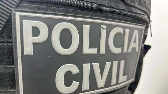 Um celular foi apreendido durante a ação - Anderson Oliveira/Ascom PCBA