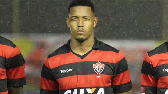 O atacante Deivid, jogador do Vasco da Gama, deve ser relacionado para o jogo nesta quarta-feira (2), - Divulgação / EC Vitória