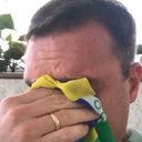 Imagem Após derrota nas urnas, Flávio Bolsonaro faz live nos EUA e explica decisão de deixar o Brasil