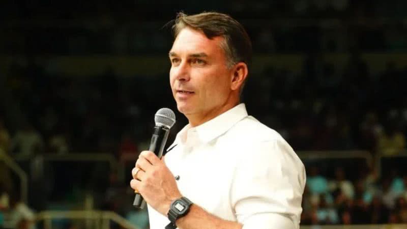Charles Vieira / Campanha de Flávio Bolsonaro