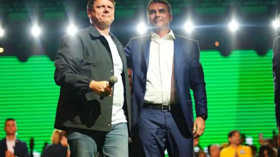Vittor Sales/Campanha Flávio Bolsonaro