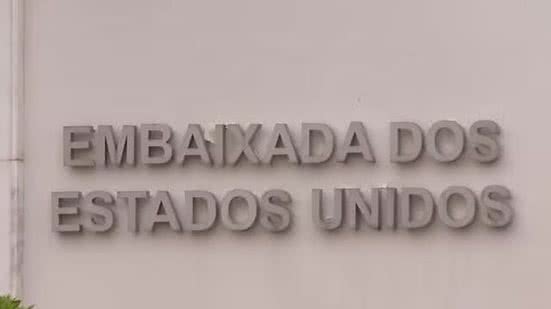 Os serviços da embaixada dos EUA no Brasil foram suspensos sob a justificativa de questões de segurança  |  TV Globo/Reprodução