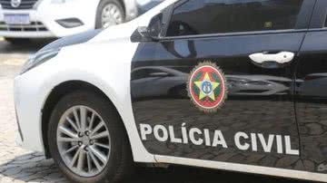 Imagem Professor de matemática oferece R$ 50 para aluna e amiga dela irem ao motel