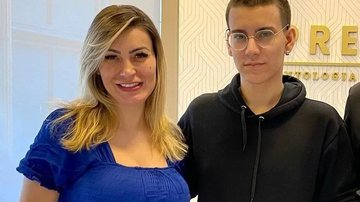 Andressa e o filho mais velho,  Arthur Urach - Reprodução /Instagram