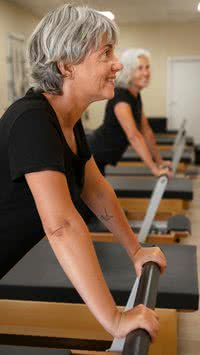 Adeus pilates e natação? Saiba exercício ideal para quem tem mais de 60 anos