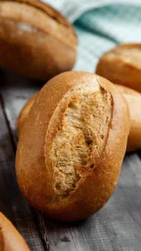 Adeus, pão seco: veja 3 truques simples para conservar o alimento macio por mais tempo