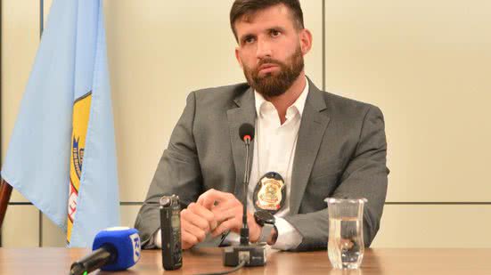 Imagem Delegado da Polícia Federal detalha prisões de dupla envolvida na morte do filho de Mãe Bernadete