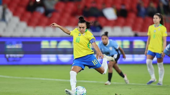 LÍVIA VILLAS BOAS / CBF
