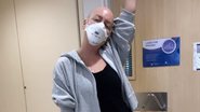 Imagem Em tratamento contra câncer, Fabiana Justus celebra alta hospitalar