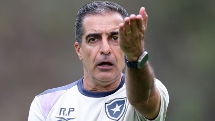 Imagem Botafogo anuncia demissão de Renato Paiva; saiba detalhes