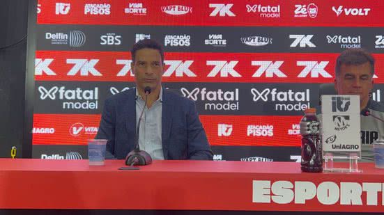 Novo executivo de futebol responde perguntas em coletiva para a imprensa - Luiz Guilherme / BNews