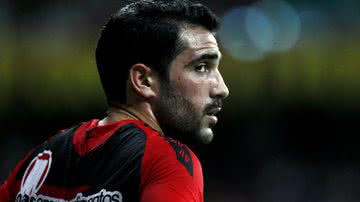 Imagem Com lesão na posterior da coxa, Escudero deve ficar fora do BaVi