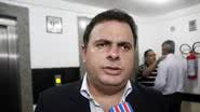 Roberto Viana