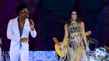 Imagem Carlinhos Brown e Xande de Pilares com o Babado novo no DVD