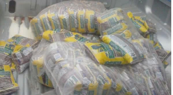 Imagem Merenda escolar era desviada e vendida em supermercados da Bahia
