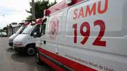 Imagem Médicos do SAMU de braços cruzados