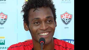 Imagem Vitória divulga relacionados e Marquinhos é dúvida