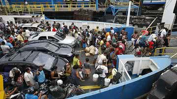 Imagem Movimento tranquilo no ferry boat