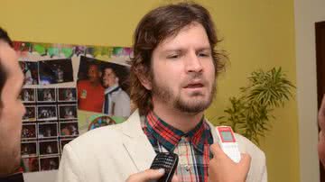 Imagem Saulo Fernandes estaria chateado com notícias sobre sua saída do Eva