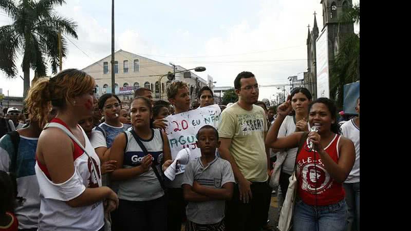 Imagem Aumento de passagem incentiva protesto de estudantes