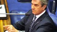 Imagem Fernando Collor costura em nome do PT