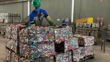 Divulgação / Recicla Latas