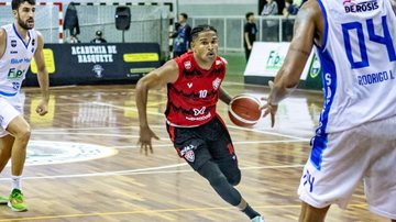 Reprodução/Instagram/@ecv.basquete