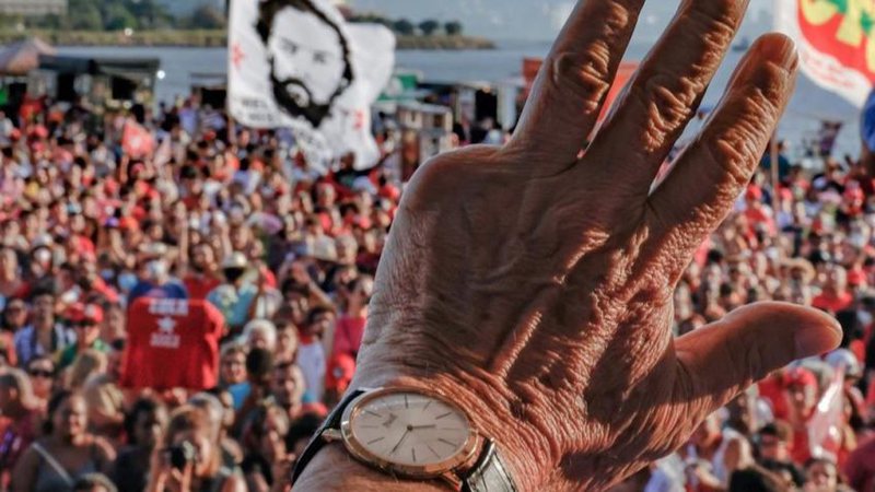 Imagem Após polêmica, Lula revela origem do relógio de luxo Piaget