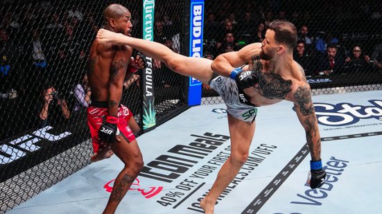 Reprodução/X/@MMAFighting