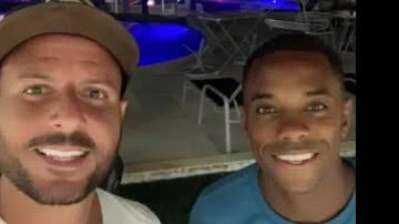 Imagem Amigo que acompanhou Robinho em protesto foi citado em inquérito de estupro