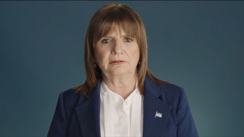 Bullrich ficou em 3º lugar no 1º turno, com 23,83% dos votos - Reprodução