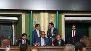 Imagem Na primeira sessão após eleição, Carlos Muniz pede votos para recondução na Câmara: “será da mesma forma”