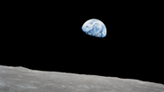 Fenômeno raro atrai espécie de "segunda Lua" para perto da terra - Fotos Públicas